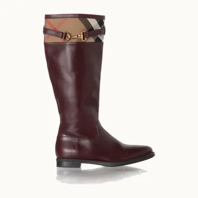 Zapatos Burberry, Talla 7
