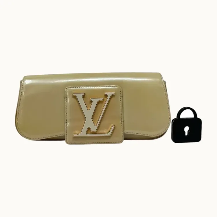 Clutch Louis Vuitton Vernis