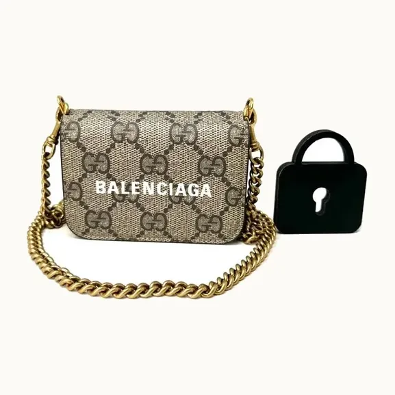 Bolso Balenciaga WOC