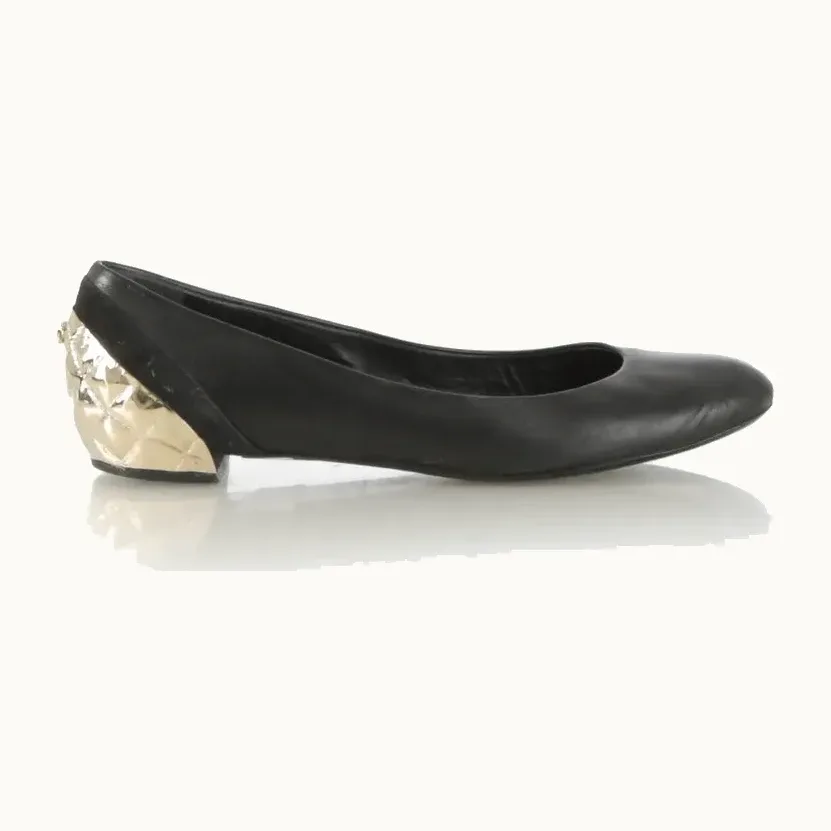 Zapatos Chanel, Talla 8.5