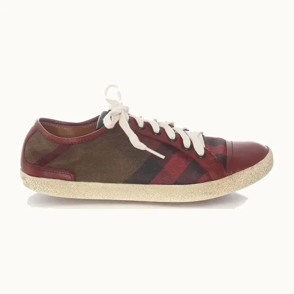 Zapatos Burberry, Talla 6