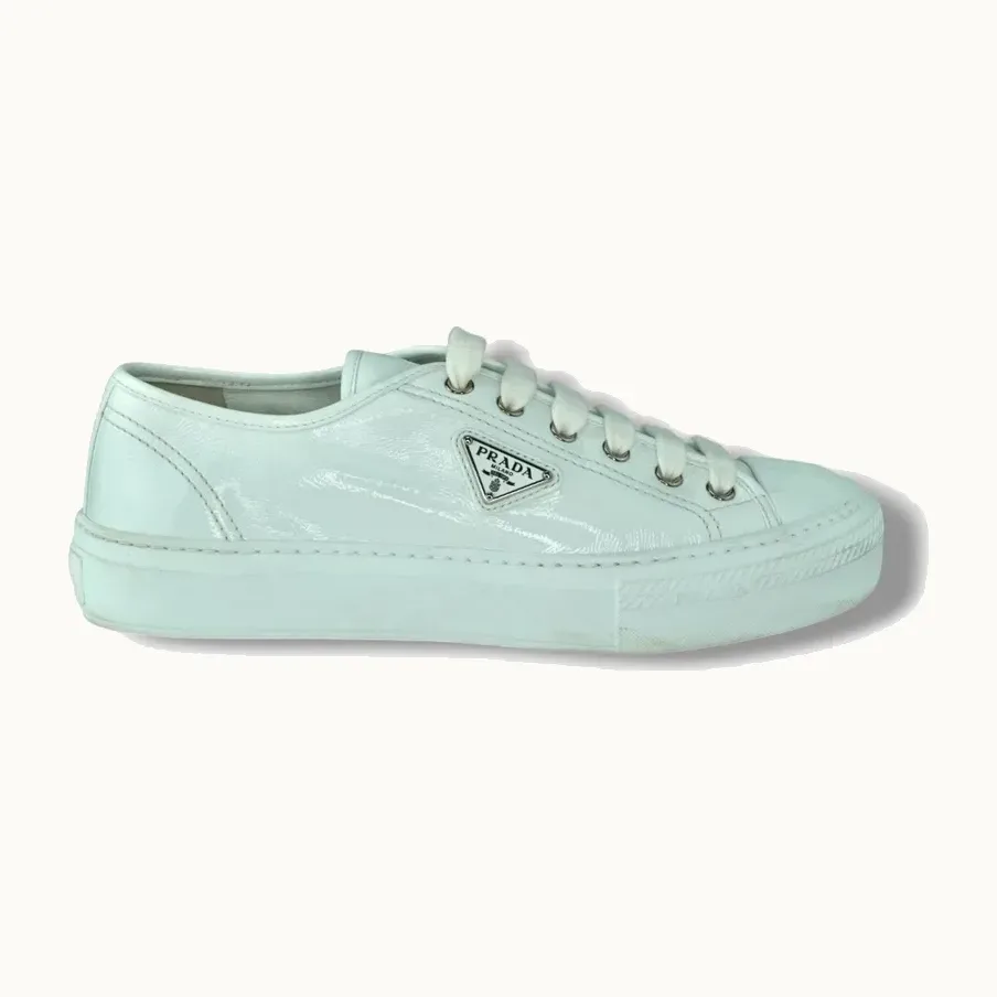 Tenis Prada Patent Leather Blancos