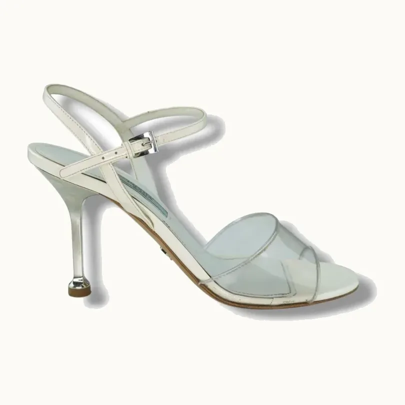 Tacones Prada Plexi Blancos y plateados