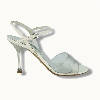 Tacones Prada Plexi Blancos y plateados