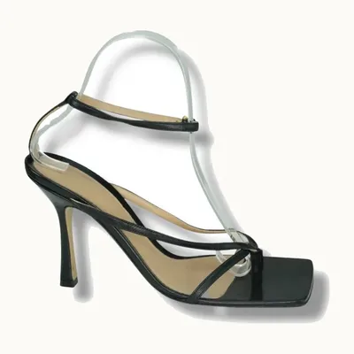 Tacones Bottega Veneta Ankle Strap Square Negros