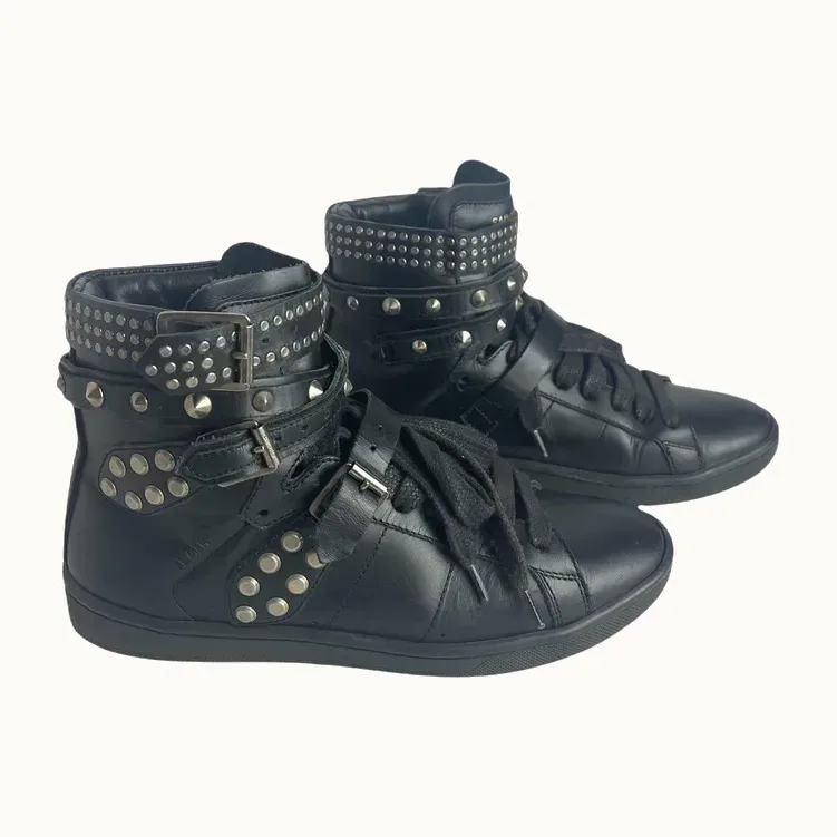 Tenis Saint Laurent Leather Studded Accents
