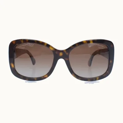 Lentes de Sol Chanel Oversized CC Careyes
