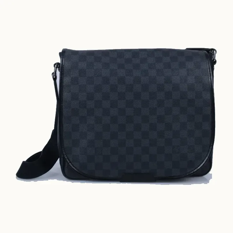 Louis Vuitton Daniel Messenger Damier Graphite