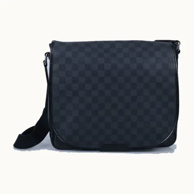 Louis Vuitton Daniel Messenger Damier Graphite
