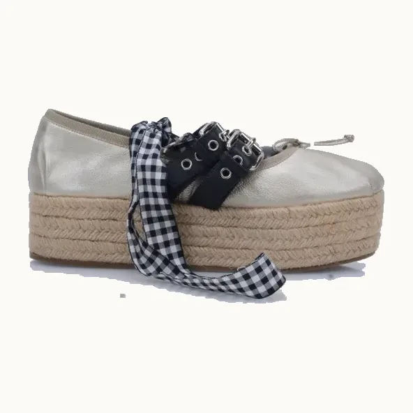 Zapatos Miu Miu Lace Up Platform Dorados, Talla 39