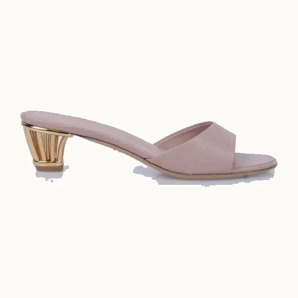 Zapatos Salvatore Ferragamo Arya 40 Nudes, Talla 39