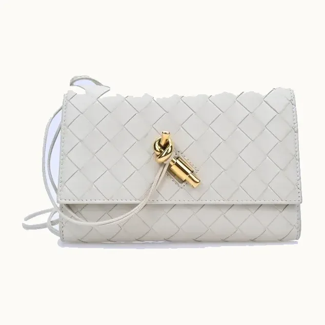 Bolso Bottega Veneta Andiamo On Strap Beige