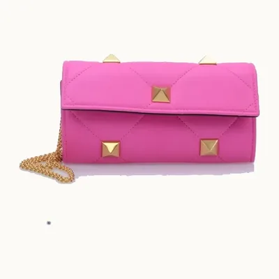 Bolso Valentino Roman Stud WOC Rosa