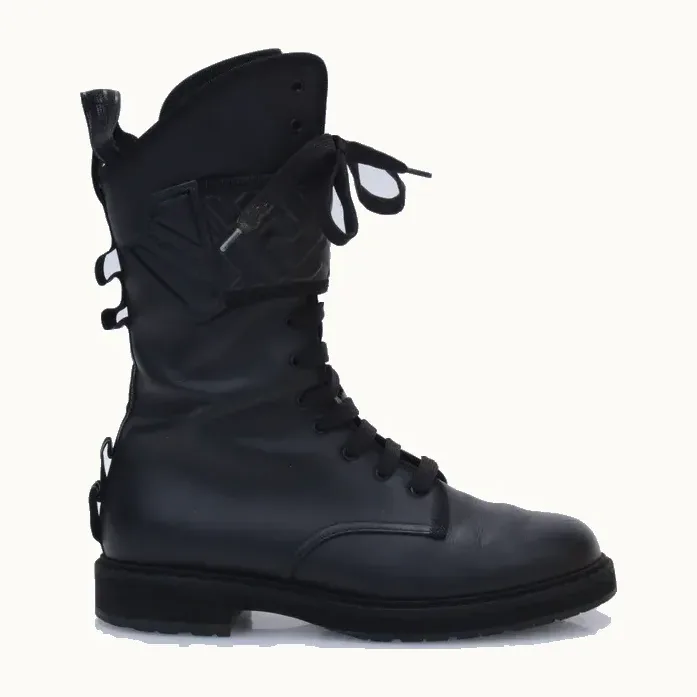 Zapatos Fendi Signature Biker Negros, Talla 38