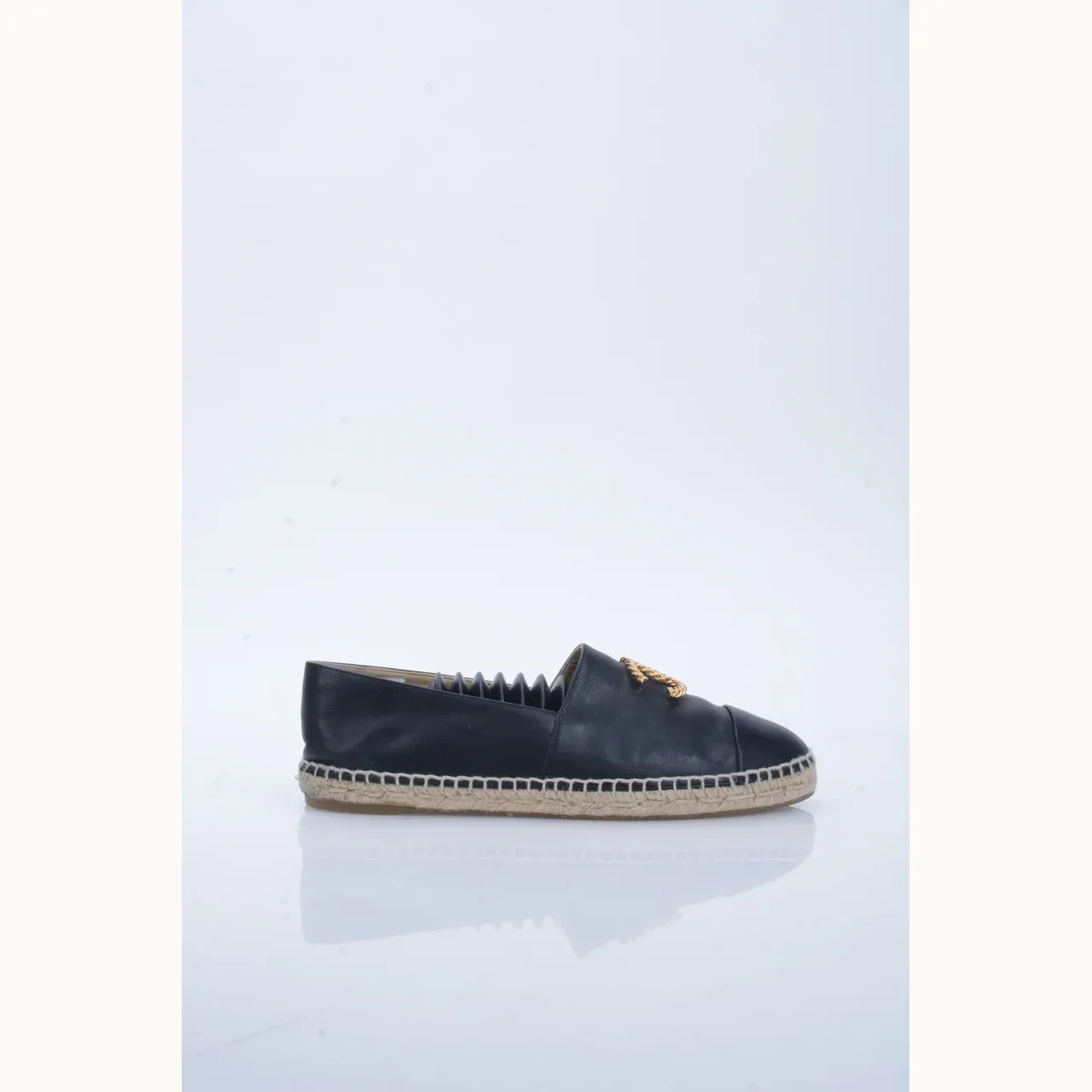 Zapatos Chanel CC Metal Negros, Talla 41