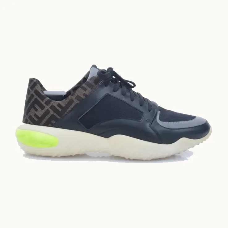 Zapatos Fendi Zucca Negros, Talla 44