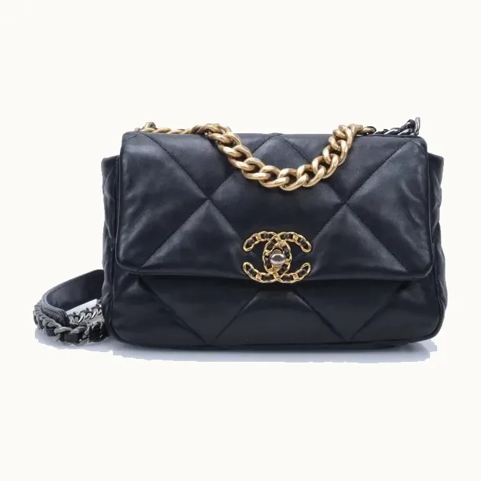Chanel 19 medium