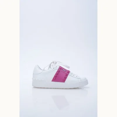 Valentino Rockstud Untitled Shoes White, Size 35.5