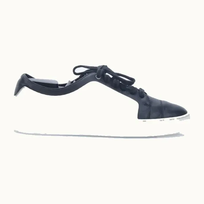 Zapatos Chanel CC Interlocking Blancos, Talla 37.5