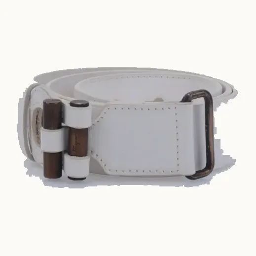 Salvatore Ferragamo Foldover Blanco, Talla 93
