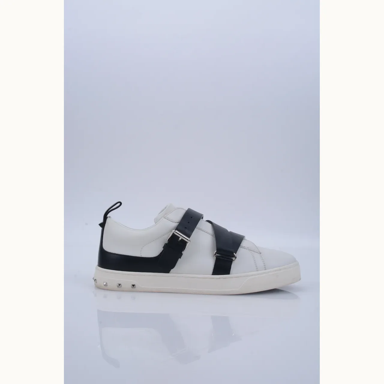 Zapatos Valentino Buckle Strap Blancos, Talla 39.5
