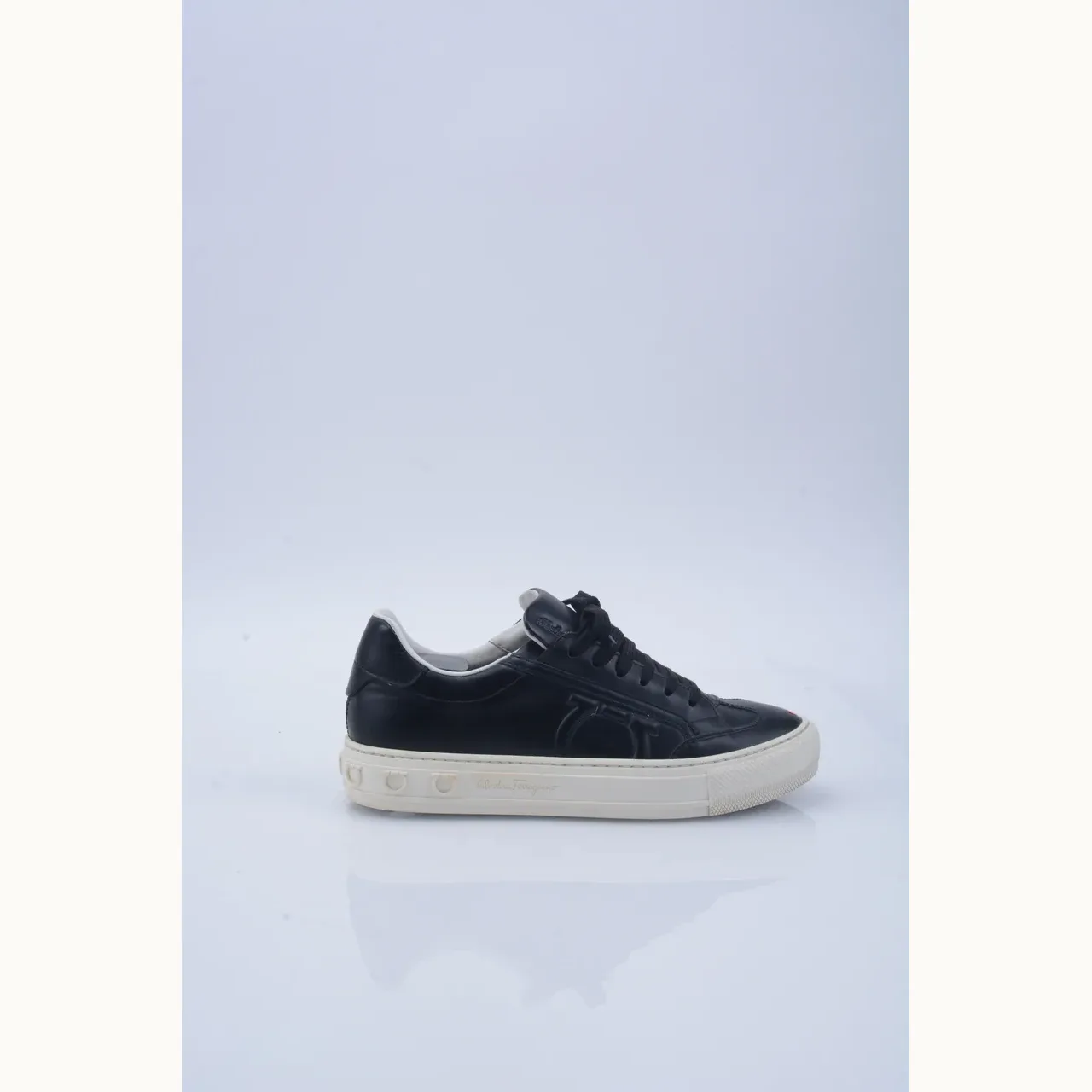 Zapatos Salvatore Ferragamo Gancini Negros, Talla 35