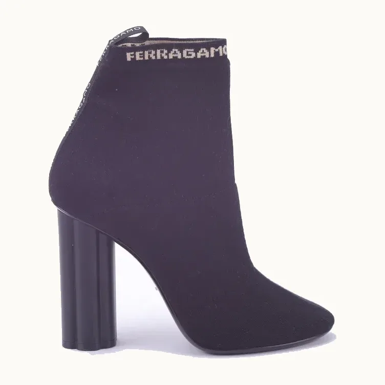 Zapatos Salvatore Ferragamo Flower Negros, Talla 39