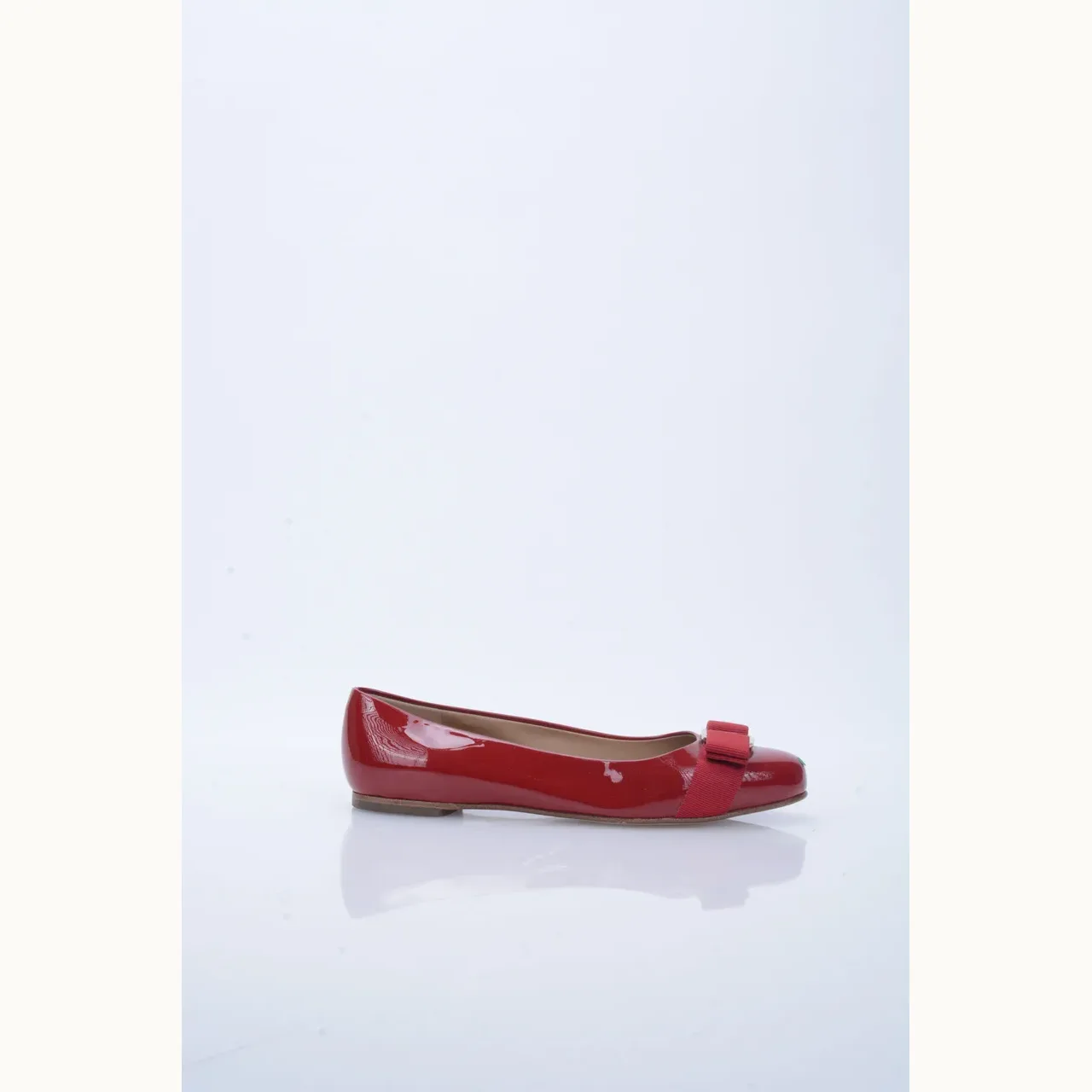 Zapatos Salvatore Ferragamo Varina Rojos, Talla 36.5