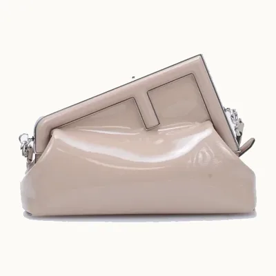 Bolso Crossbody Fendi First Small Patent Beige