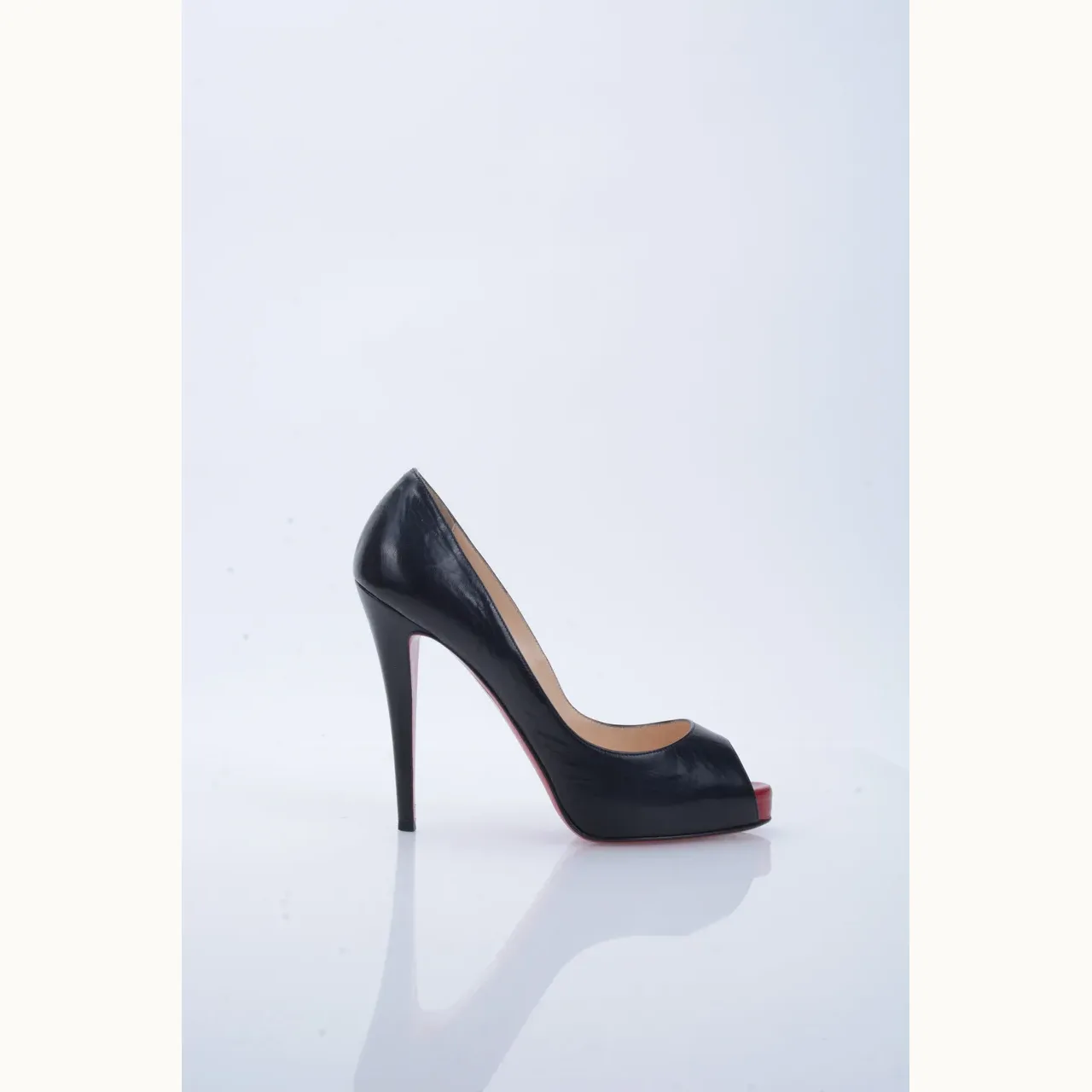 Tacones Christian Louboutin Very Prive 120 Negros, Talla 40
