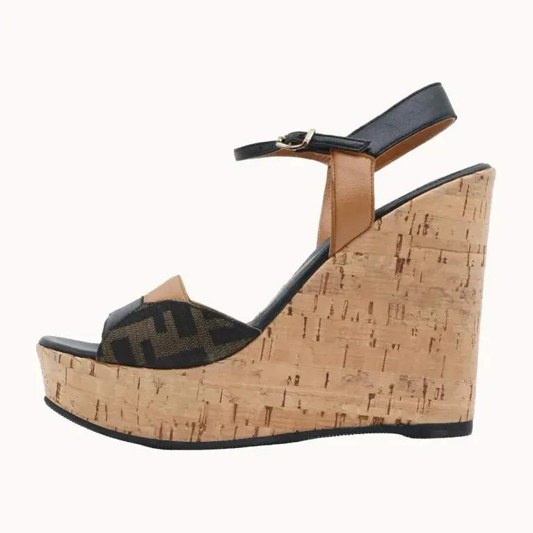 Sandalias Fendi Zucca, Talla 37.5