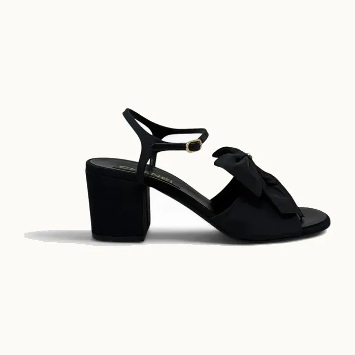 Sandalias Chanel Silk Bow Crystal, Talla 37.5