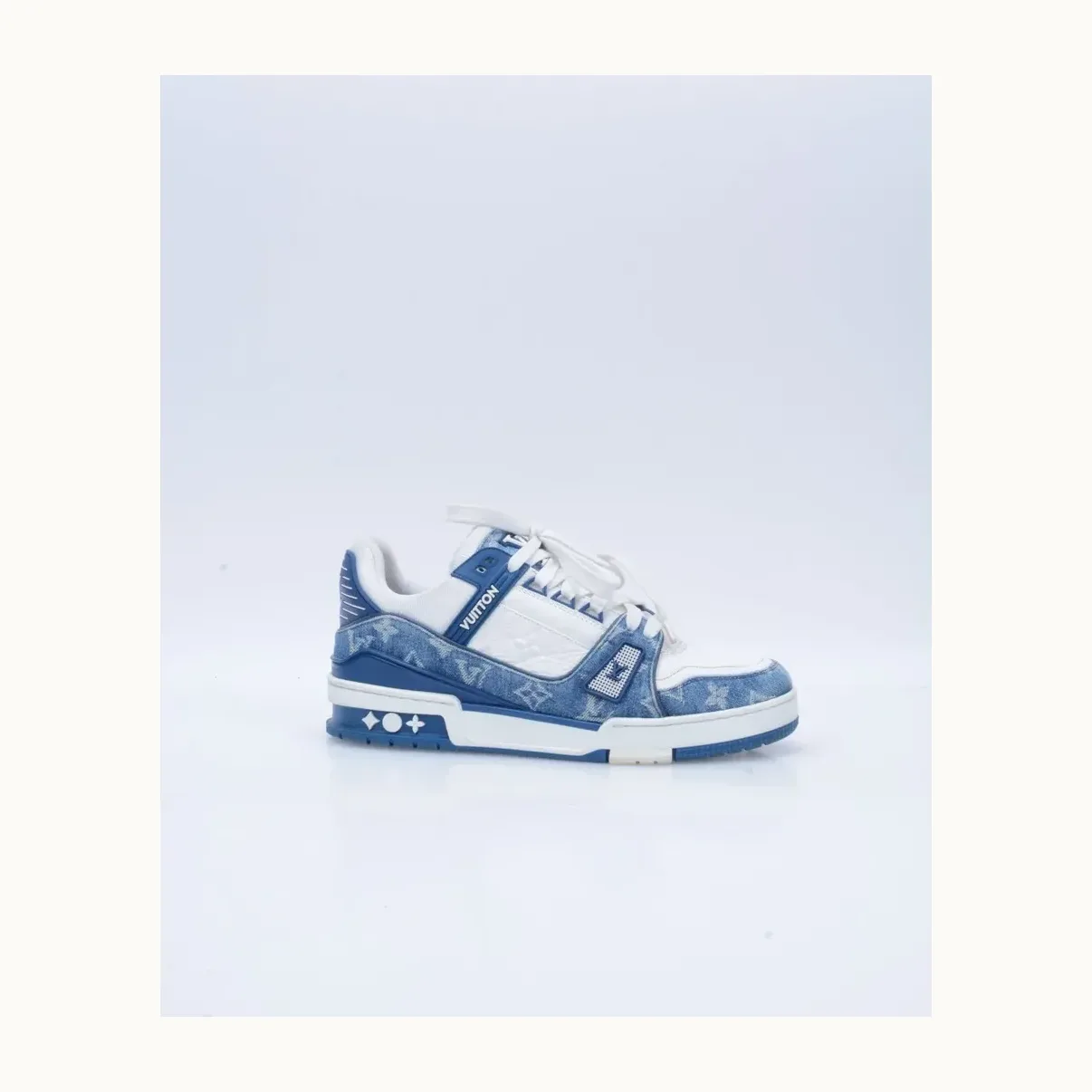 Tenis Louis Vuitton Trainer Monogram Denim Blancos, Talla 38