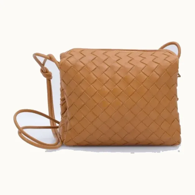 Bolso Crossbody Bottega Veneta Loop Small Camel