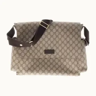 Pañalera Gucci GG Supreme