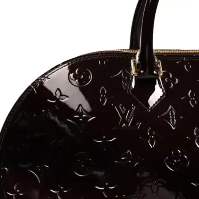 Pouch Louis Vuitton Alma Vernis GM