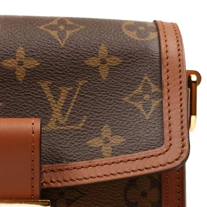 Bolso Louis Vuitton Dauphine Monogram Reverse