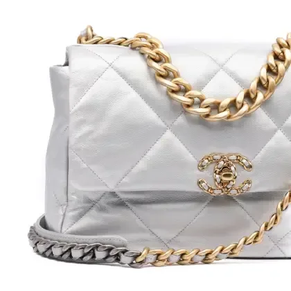 Bolso Chanel 19, KV-4486