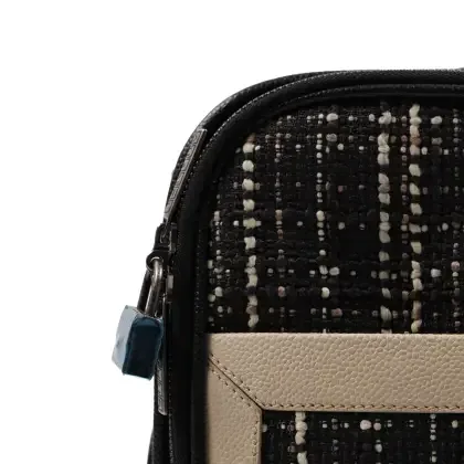 Bolso Chanel Tweed Suitcase