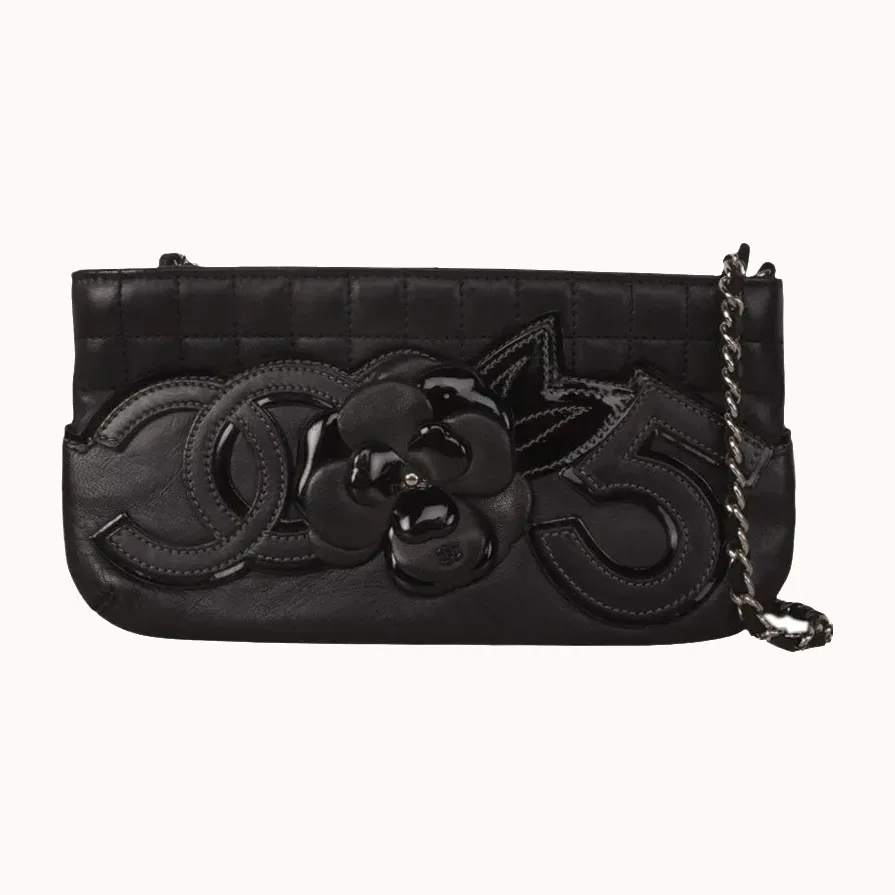 Chanel Pochette Camelia No. 5