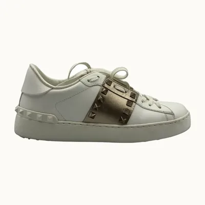Valentino Garavani Sneakers, Size 36, Excellent
