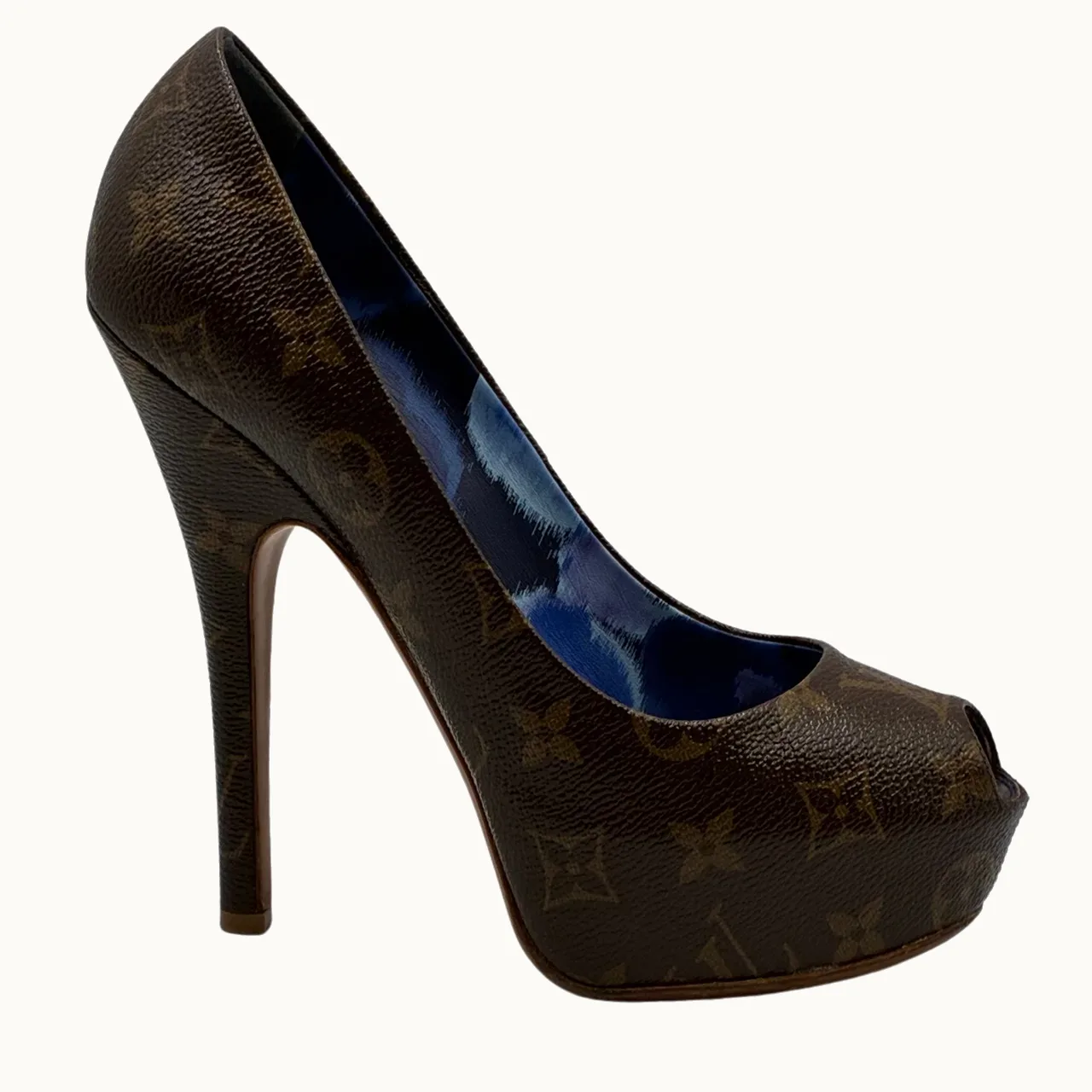 Tacones Louis Vuitton, Talla 37