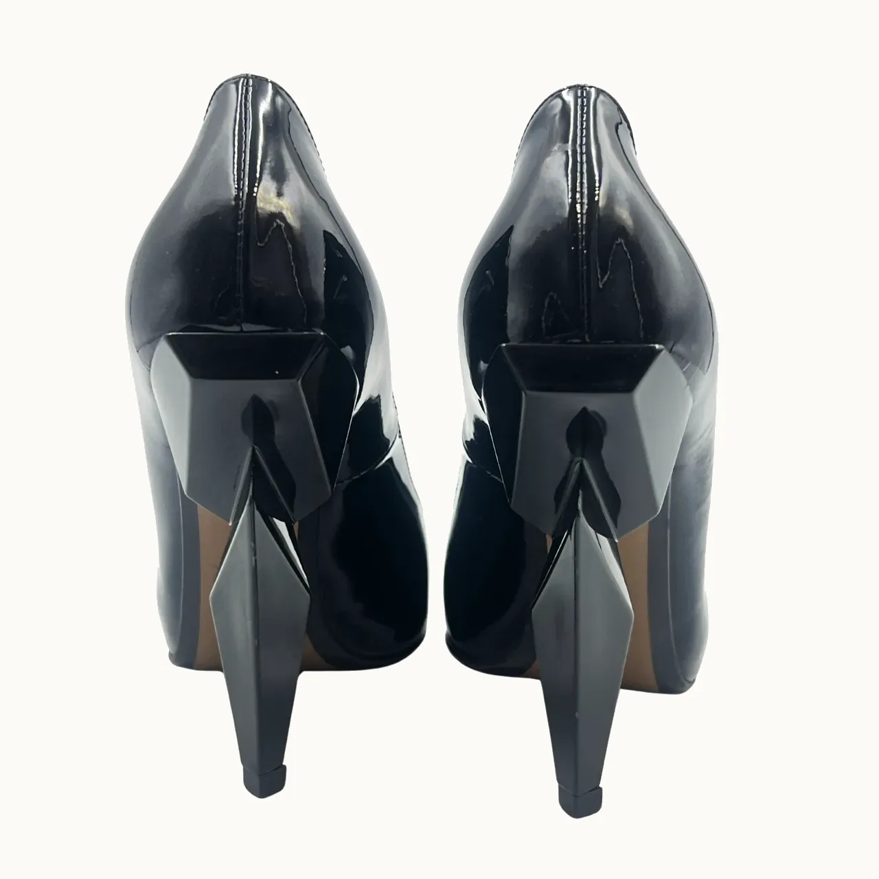 Tacones Fendi, Talla 36