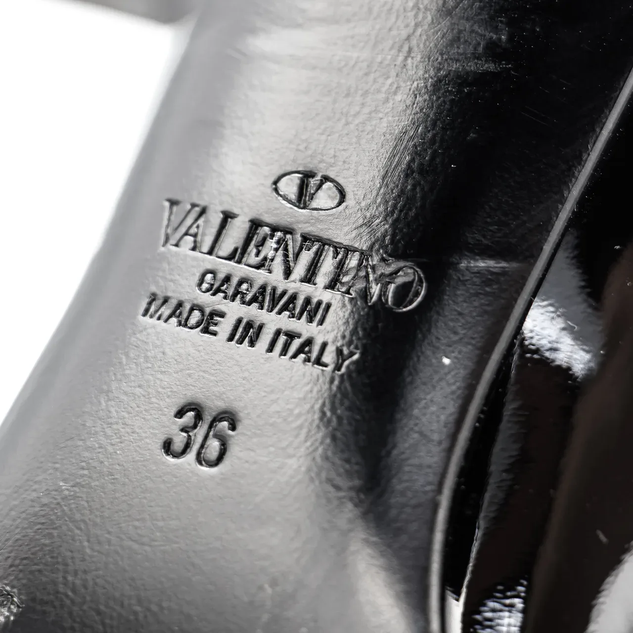 Tacones Valentino Garavani, Talla 36