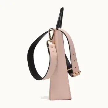 Bolso Shopping Fendi Pack Small