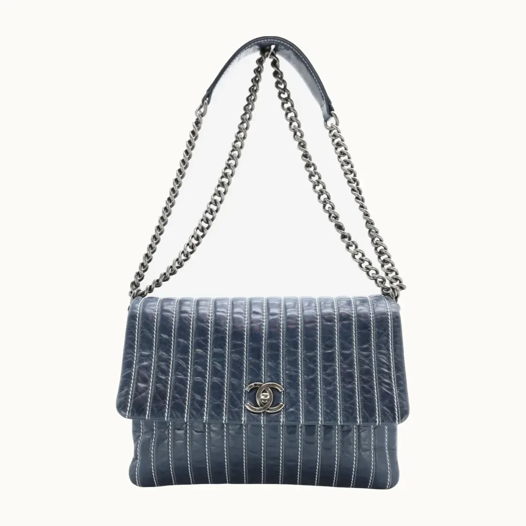 Bolso Flap Chanel Quilted Lambskin Stitched Single