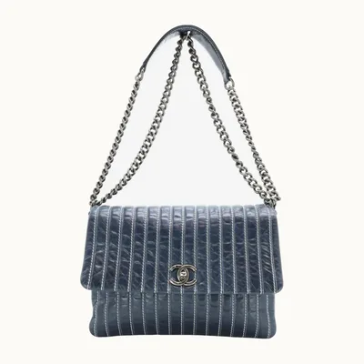 Bolso Flap Chanel Quilted Lambskin Stitched Single
