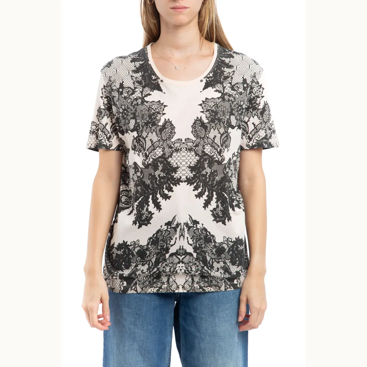 Alexander McQueen, Talla M