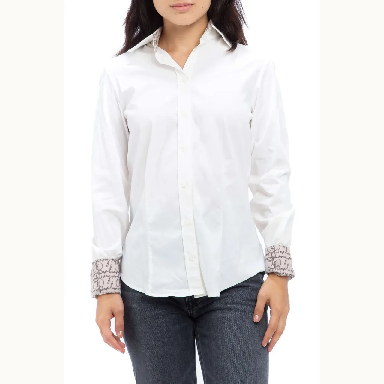 Burberry, Talla 6