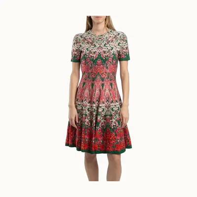 Alexander McQueen, Talla M